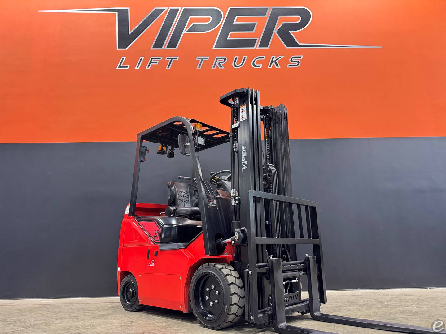 2026 Viper Lift Trucks FB25BCS