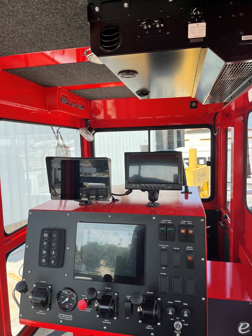 2025 Shuttlewagon NVX5025