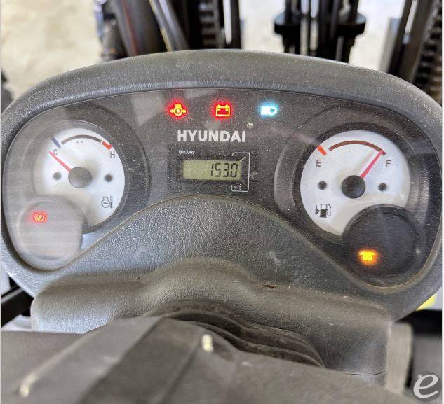 2010 Hyundai 45DS-7E