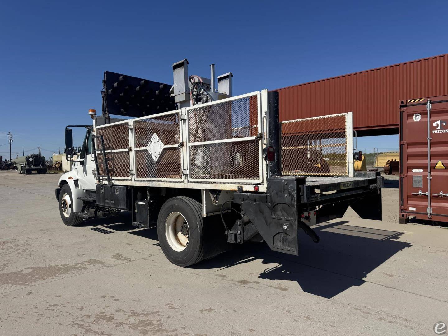 2009 International DURASTAR 4300