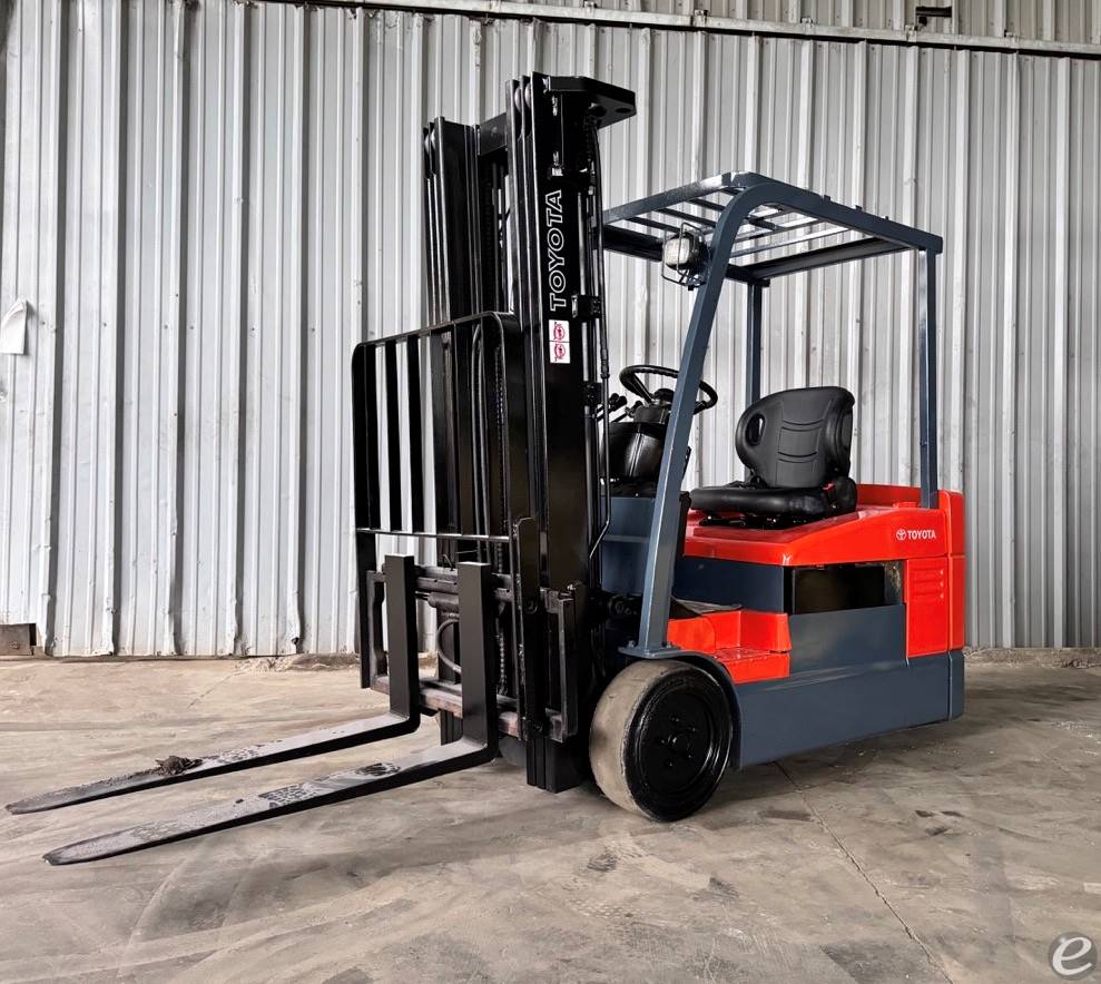 2005 Toyota 7FBEU20 Electric Forklift - 123Forklift