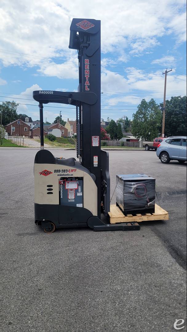 2016 Crown RR5725-45
