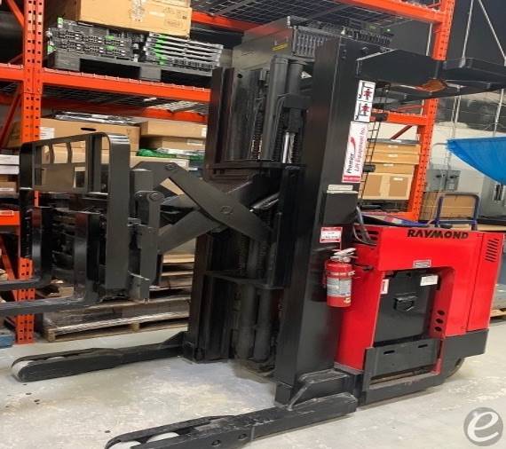 2006 Raymond EAISR40TT Electric Reach Truck - 123Forklift