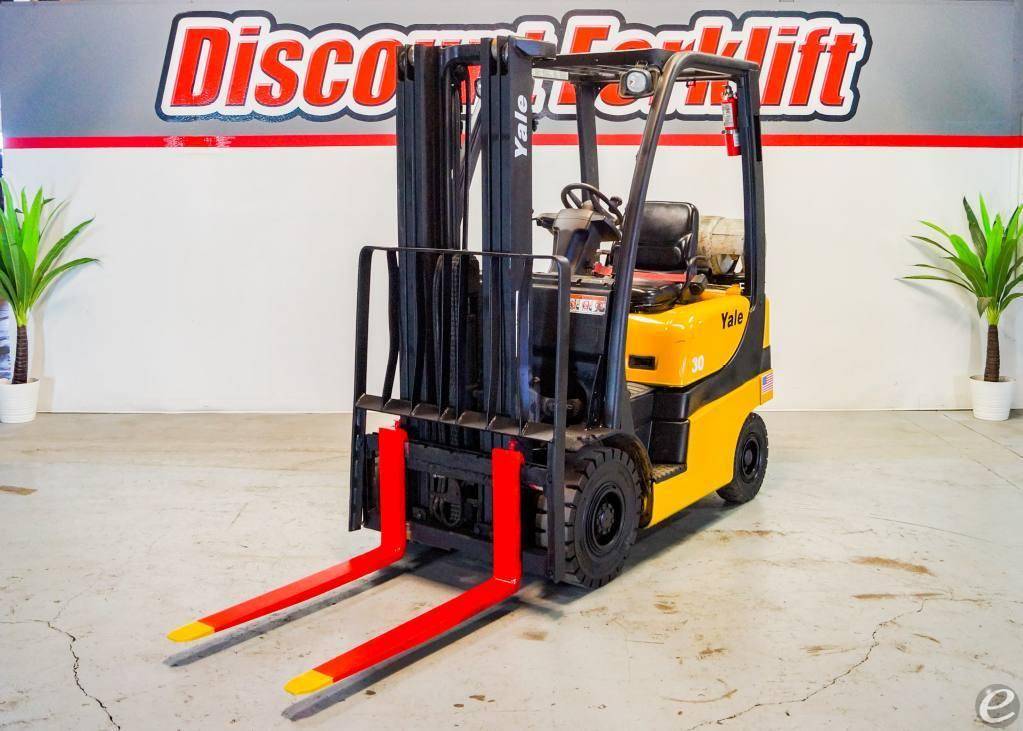 2021 Yale GLP030VX