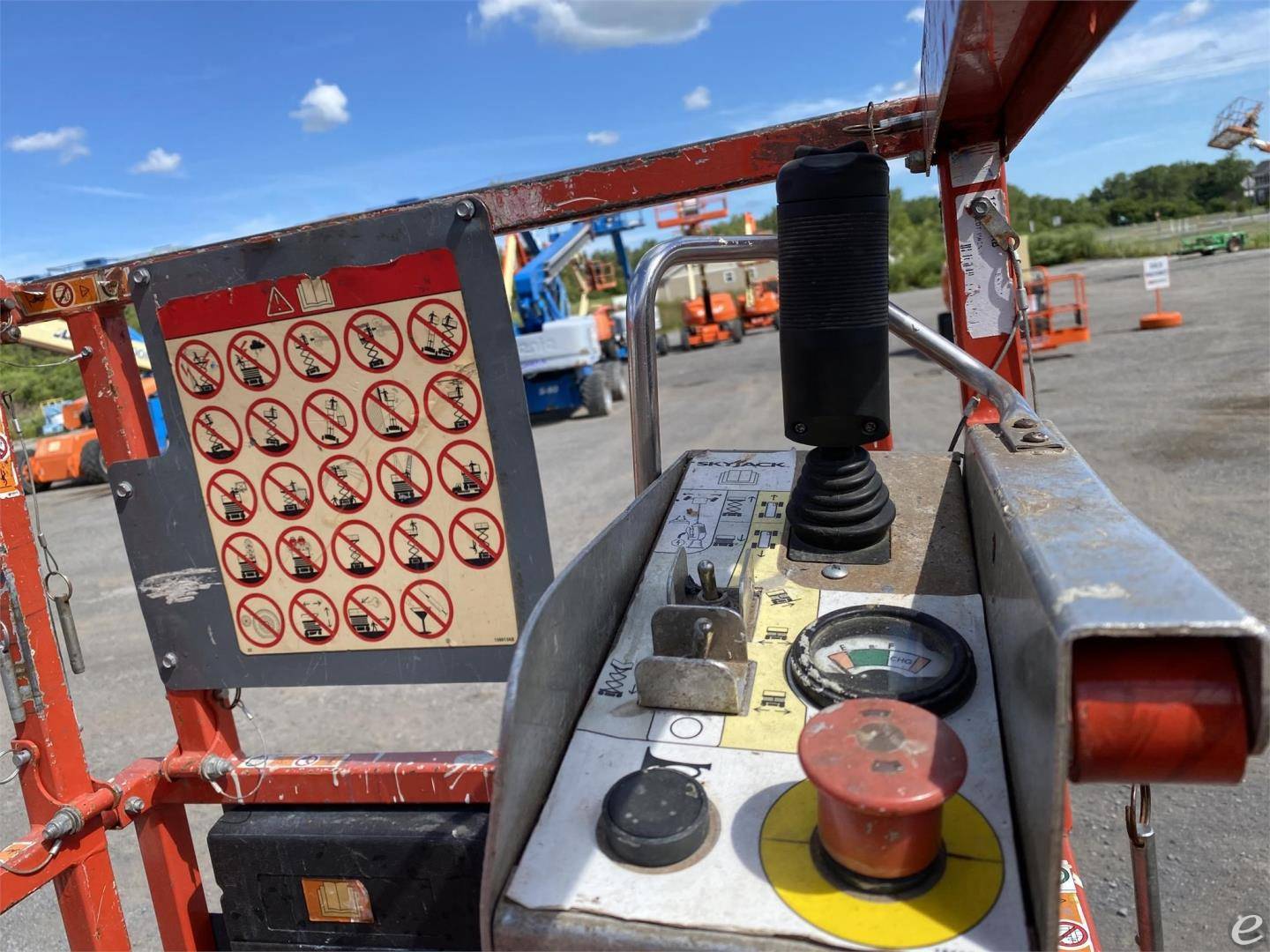2014 Skyjack SJIII3226