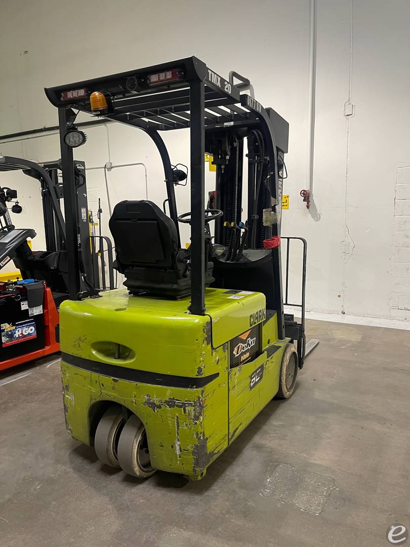 2017 Clark TMX20