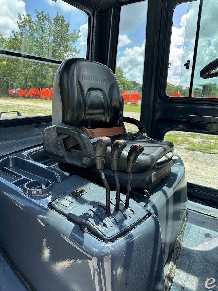 2011 Doosan D35S-5