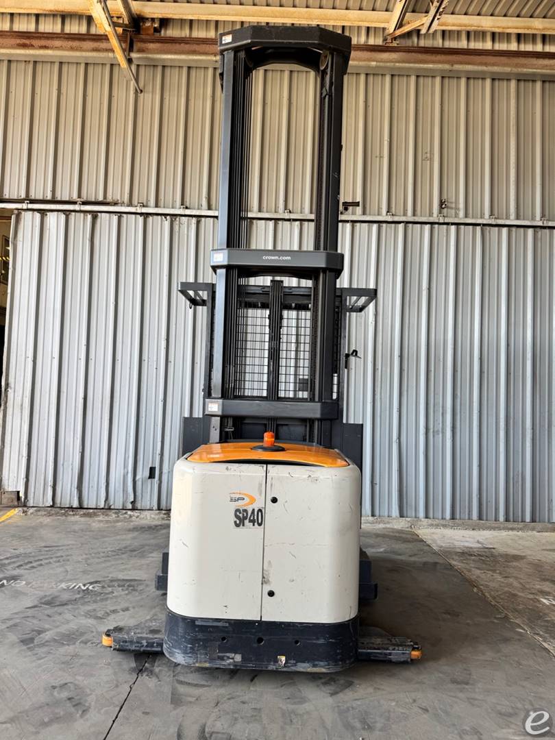 2018 Crown SP4050-30