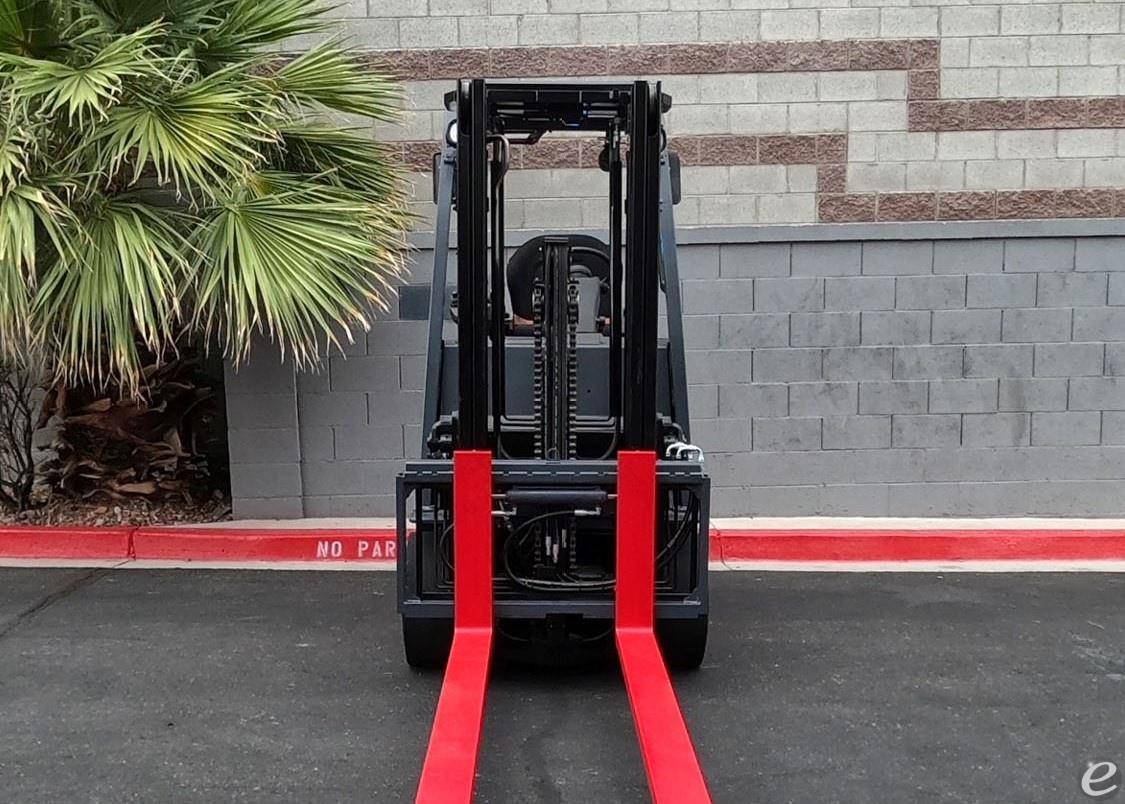 2006 Toyota 8FBCU30 Electric Forklift - 123Forklift
