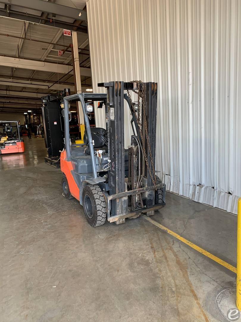 2014 Toyota 8FGU25 LP Gas Forklift - 123Forklift