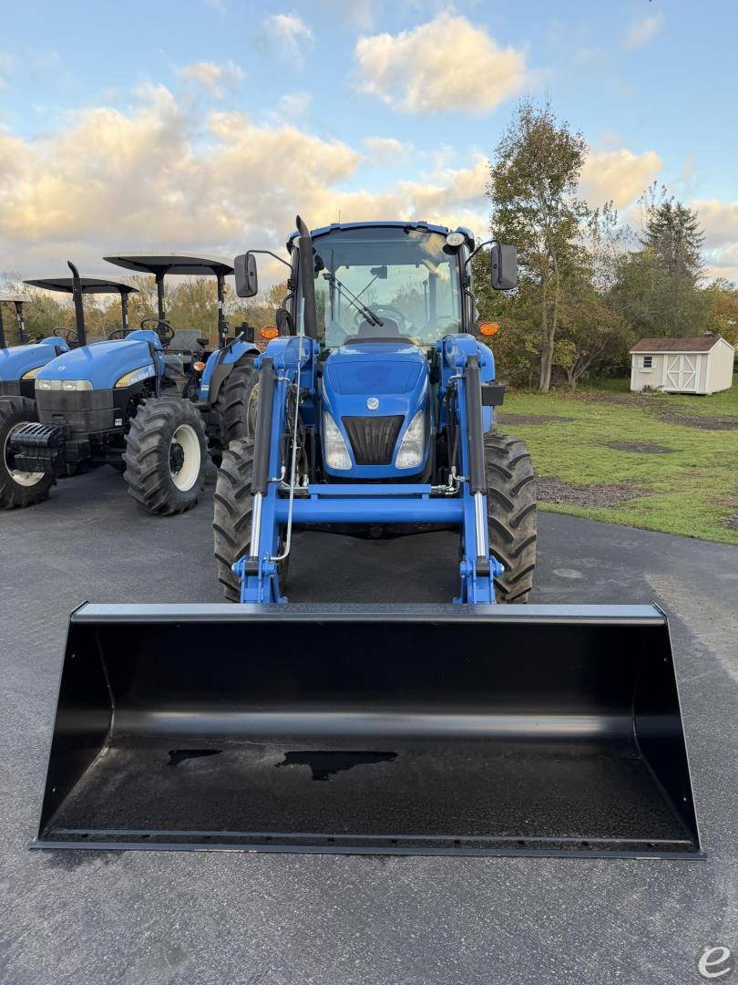 2015 New Holland T4.75