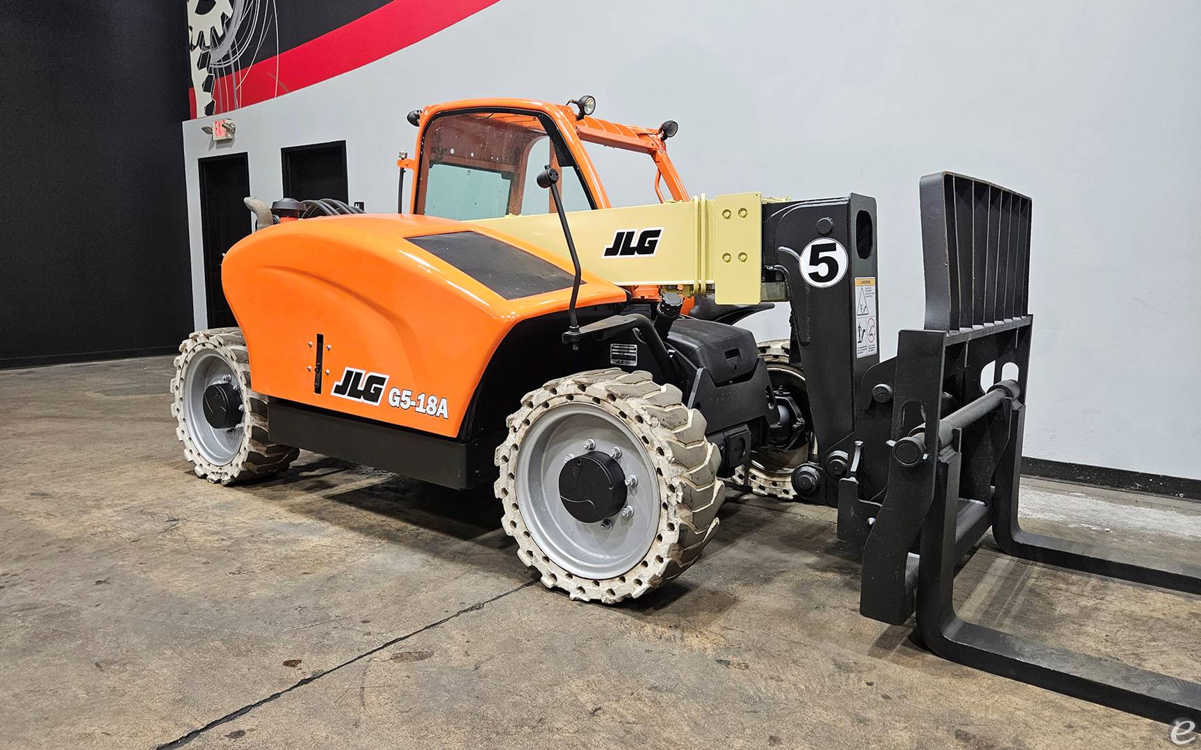 2015 JLG G5-18A