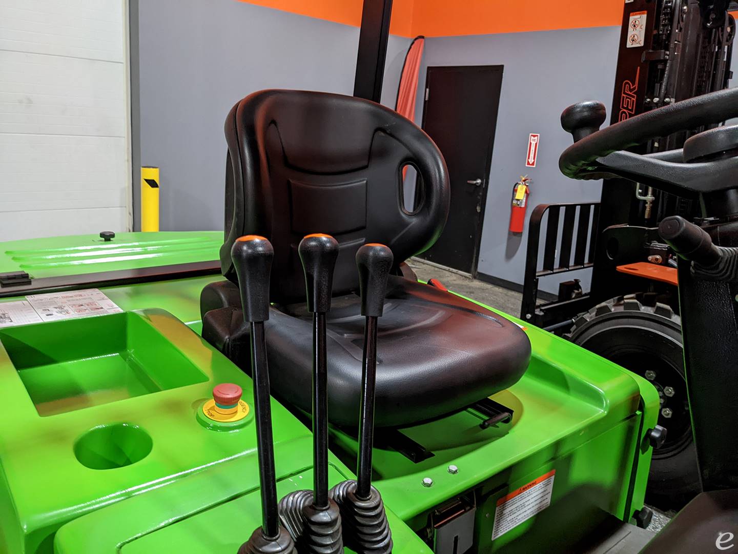 2026 Viper Lift Trucks FB50