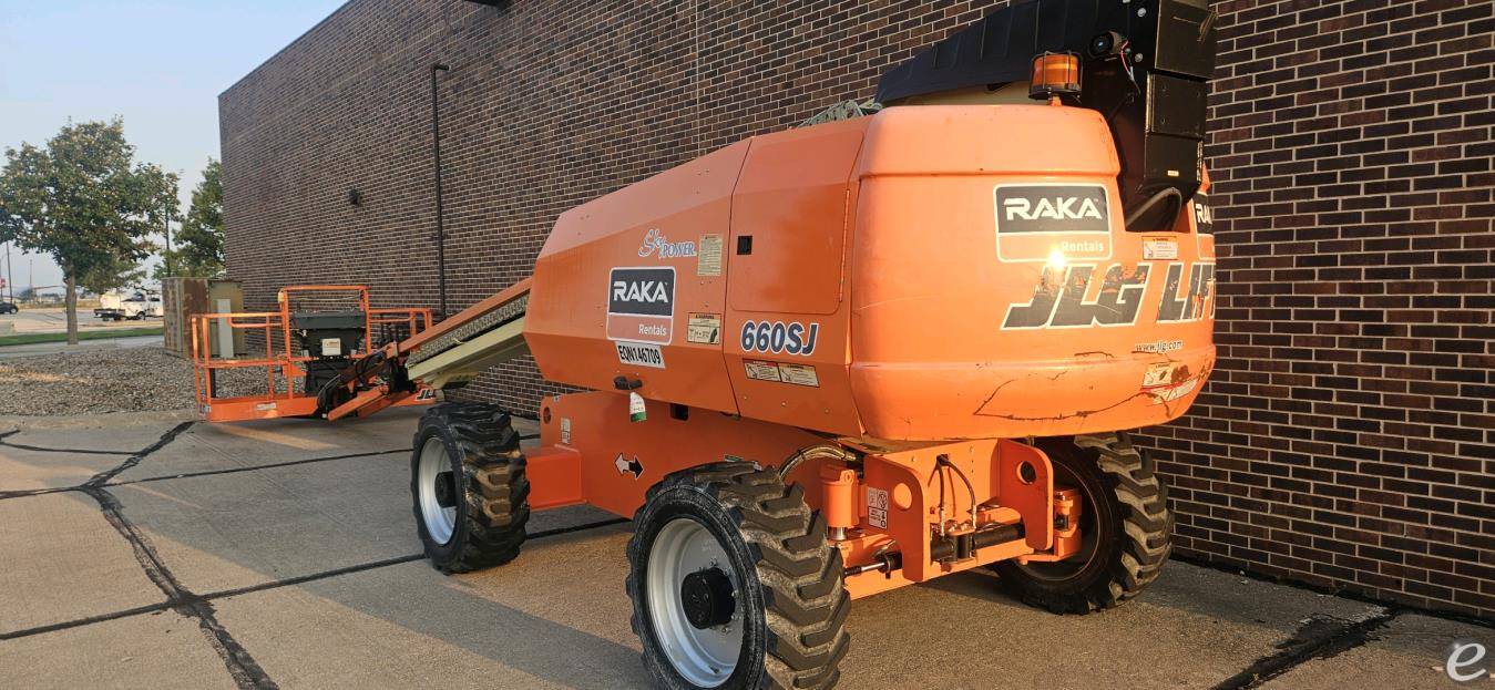 2012 JLG 660SJ