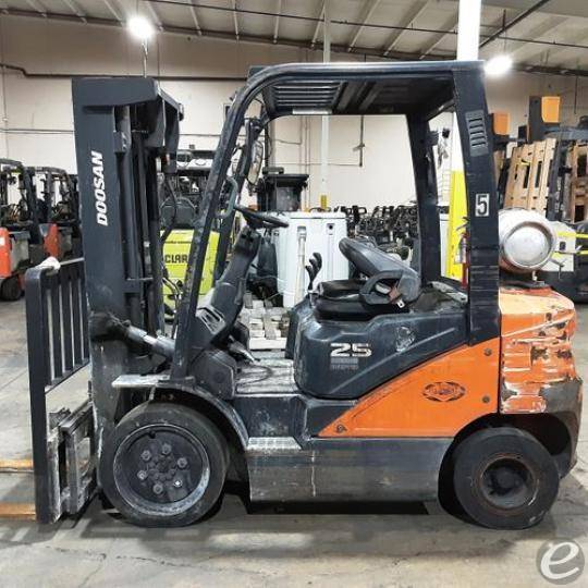 2018 Doosan G25N-7 LP Gas Forklift - 123Forklift