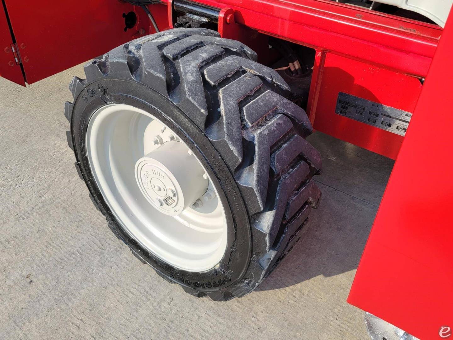 2016 MEC 6092RT