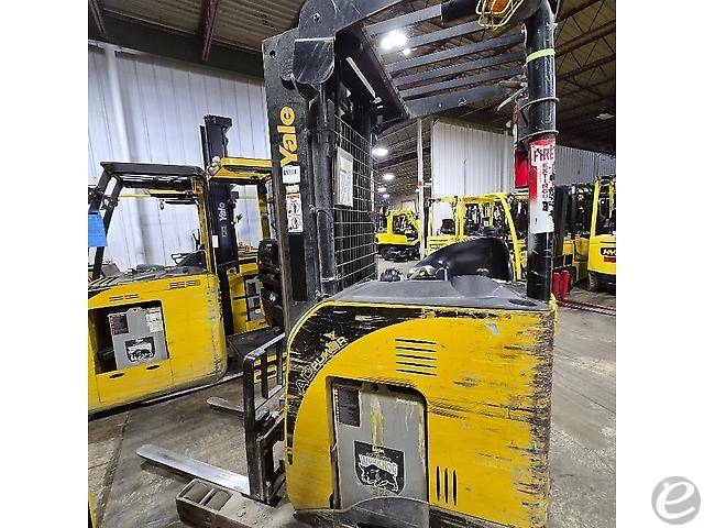 2018 Yale NR045EB