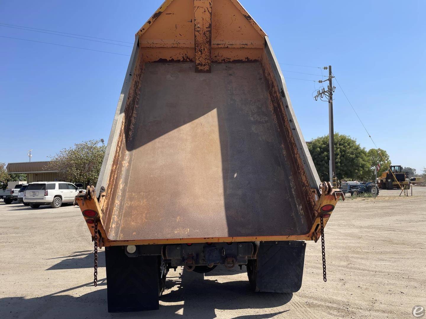 2001 Freightliner FL70