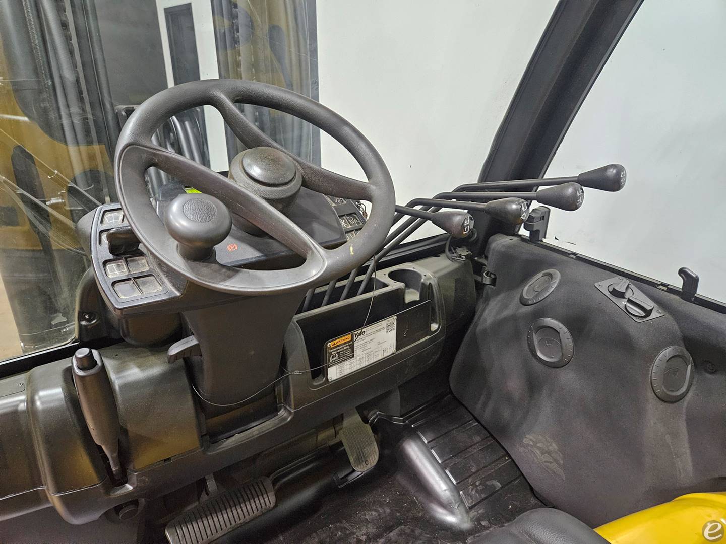 2021 Yale GLP120VX