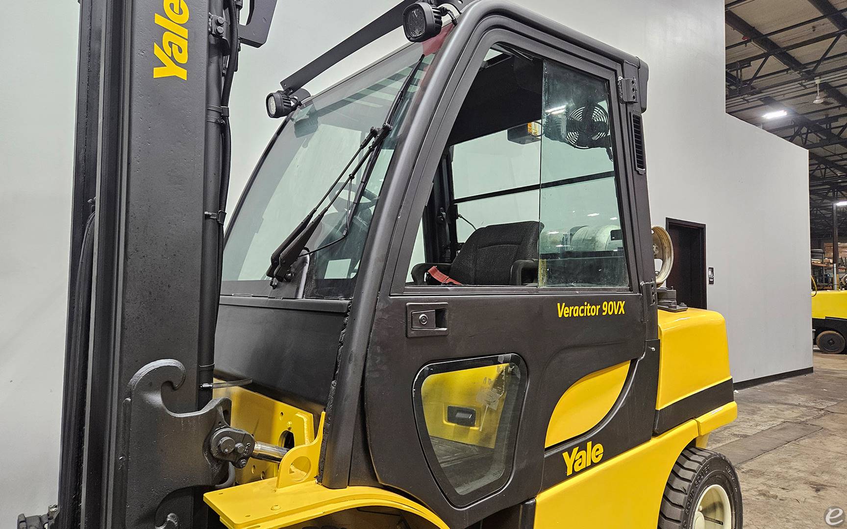 2010 Yale GLP090VX