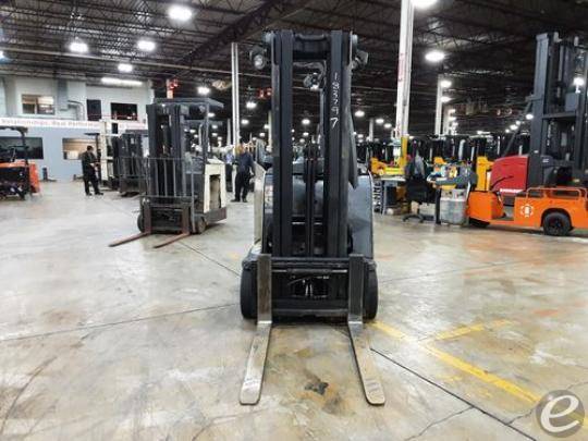 2010 Crown RC5545-40 Electric Forklift - 123Forklift