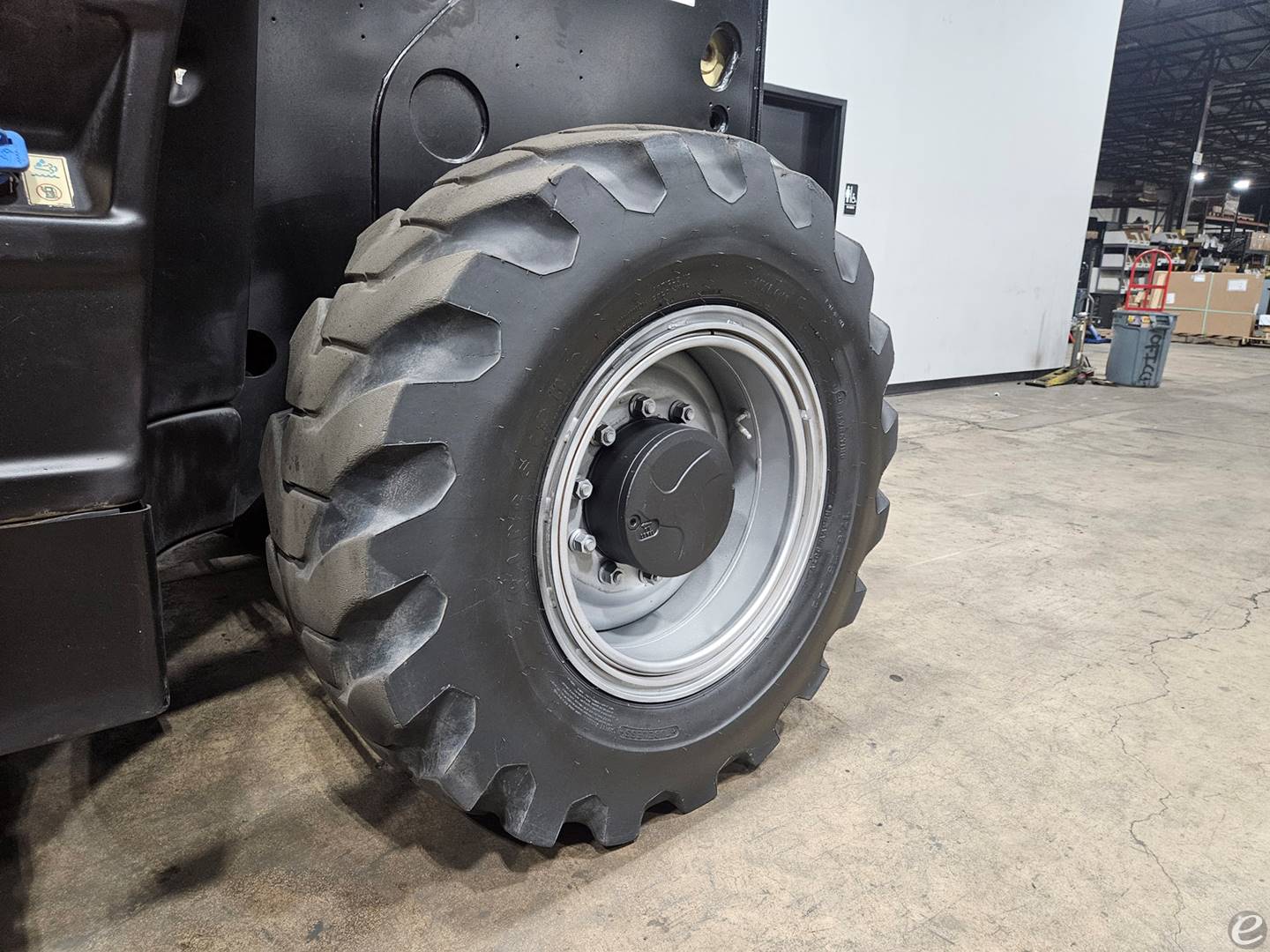 2020 JLG 1732