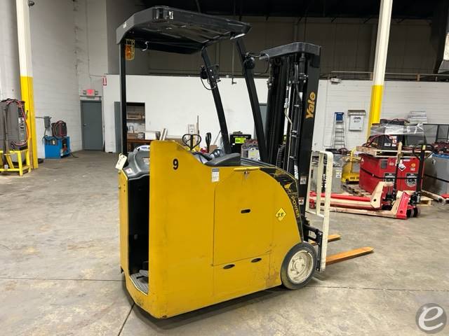 2016 Yale ESC040