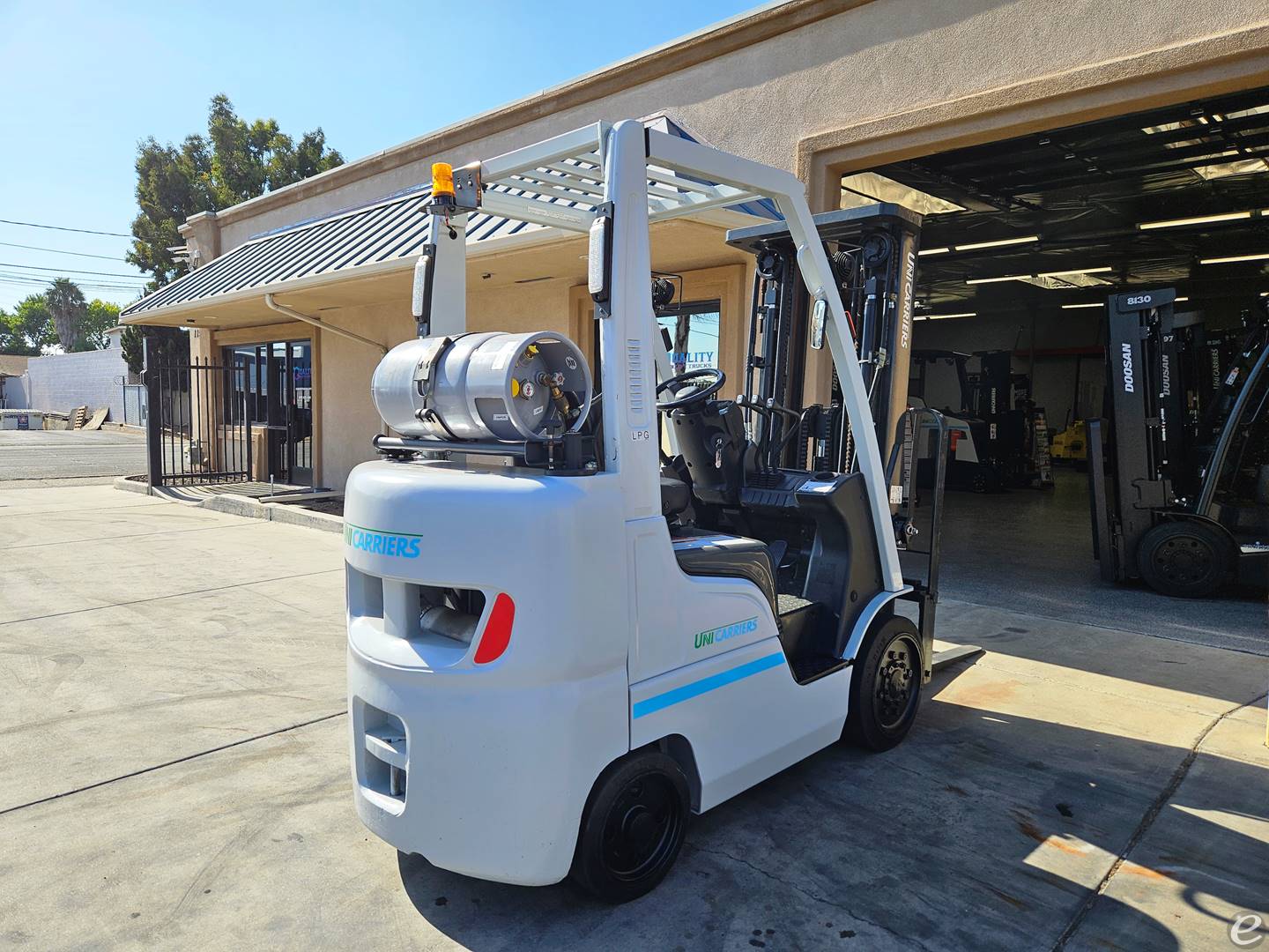 2015 Nissan CF50LP