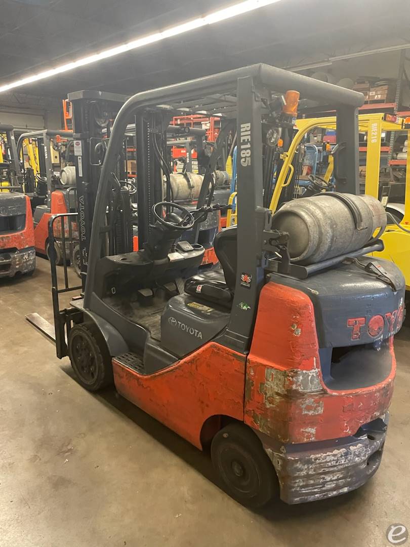 2016 Toyota 8FGCU25 LP Gas Forklift...