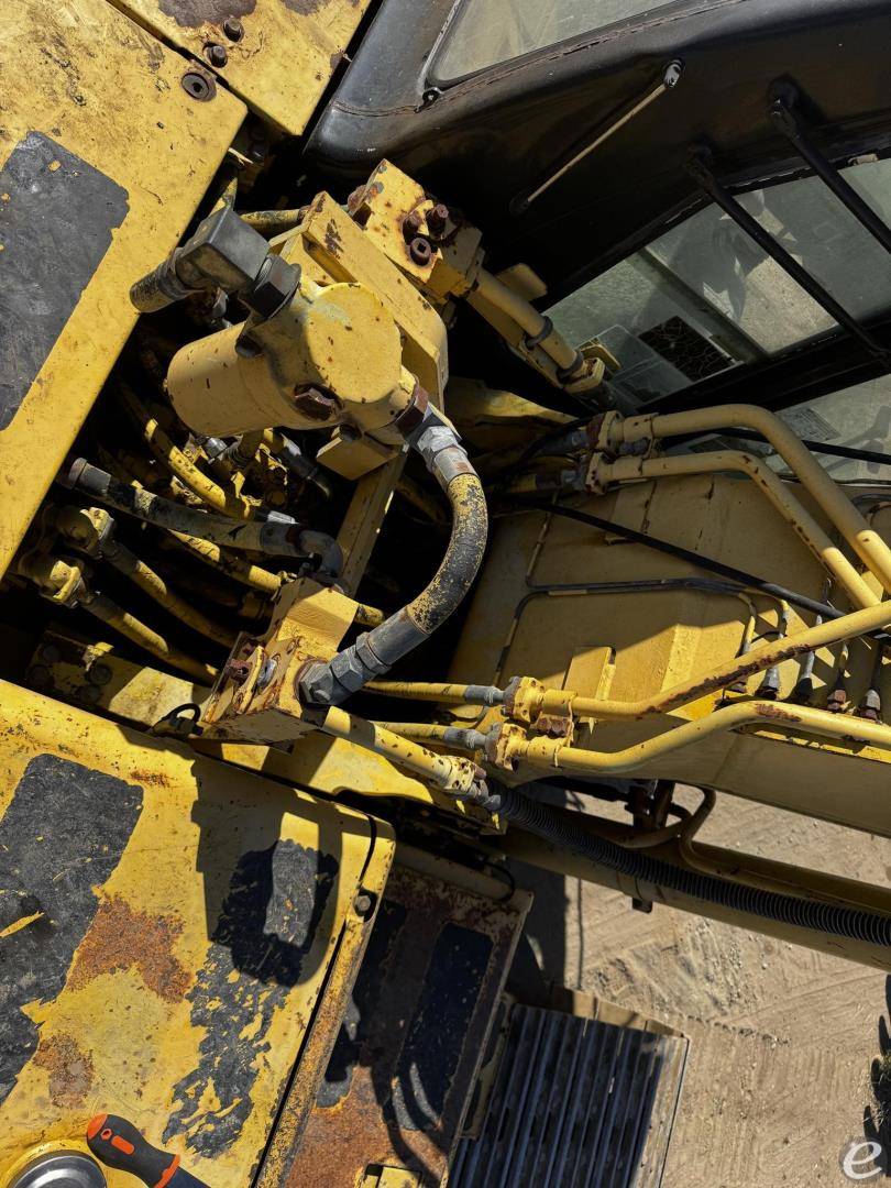 1994 Komatsu PC200 LC-6L