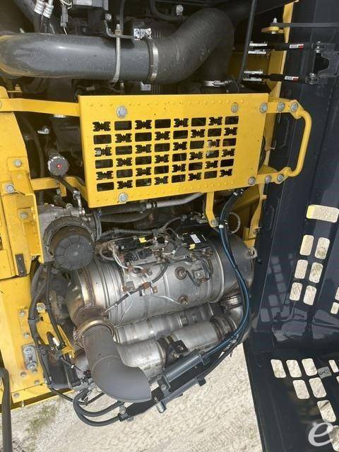 2022 Komatsu PC360 LC-11
