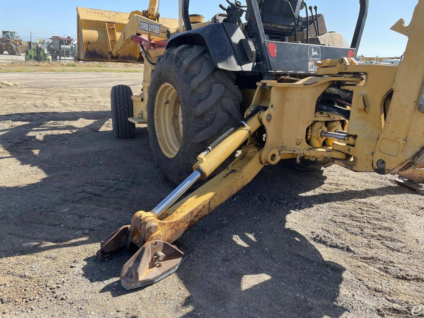 2002 John Deere 710D