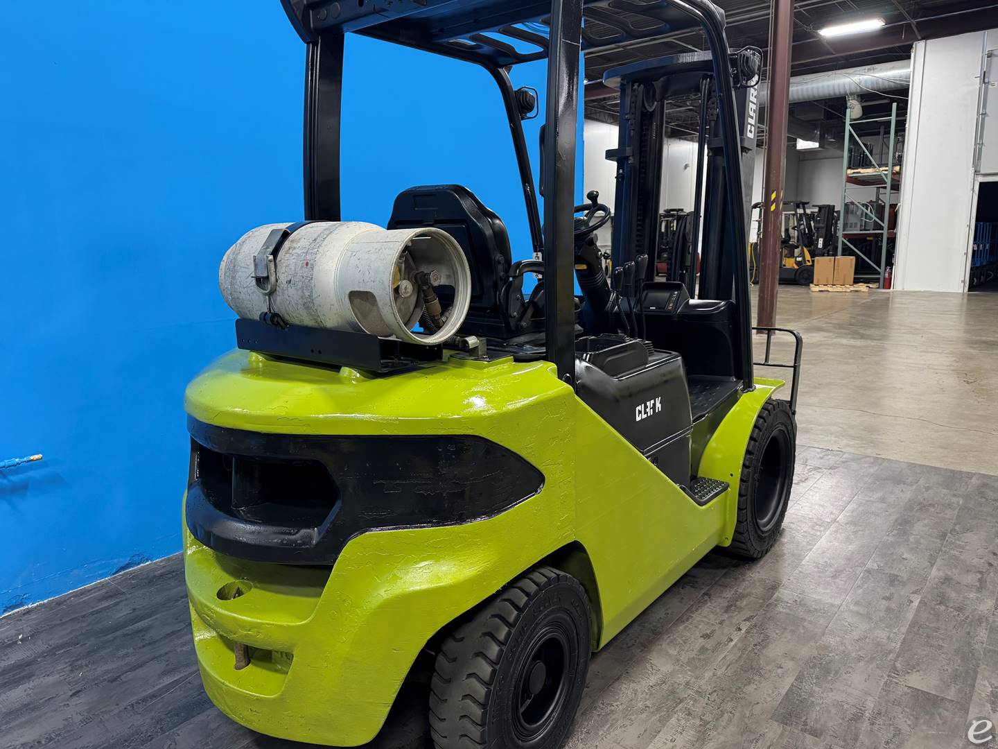 2018 Clark S30L
