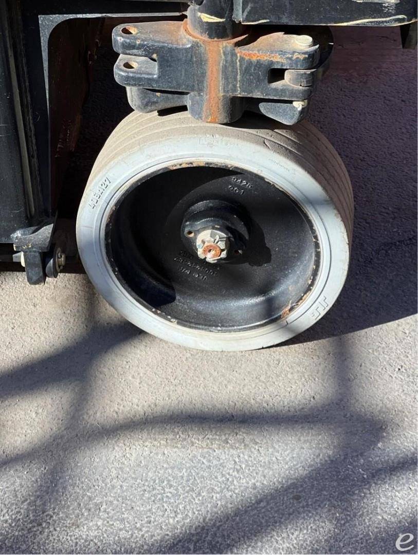 2021 JLG R4045