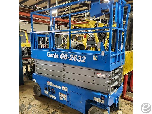 2015 Genie GS-2632 Electric Scissor...