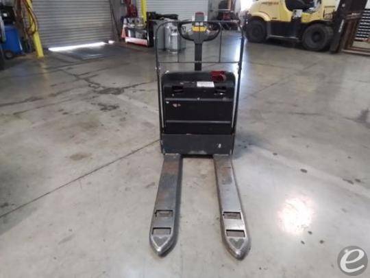 2018 Unicarriers WLXT2W7S22V Electric Forklift - 123Forklift