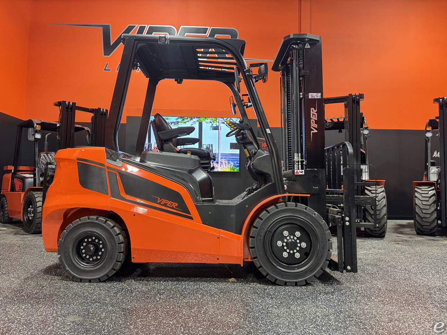 2026 Viper Lift Trucks FB35FH