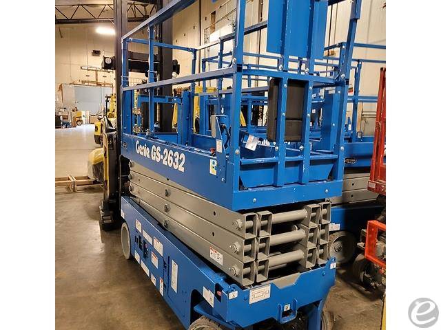 2015 Genie GS-2632 Electric Scissor...