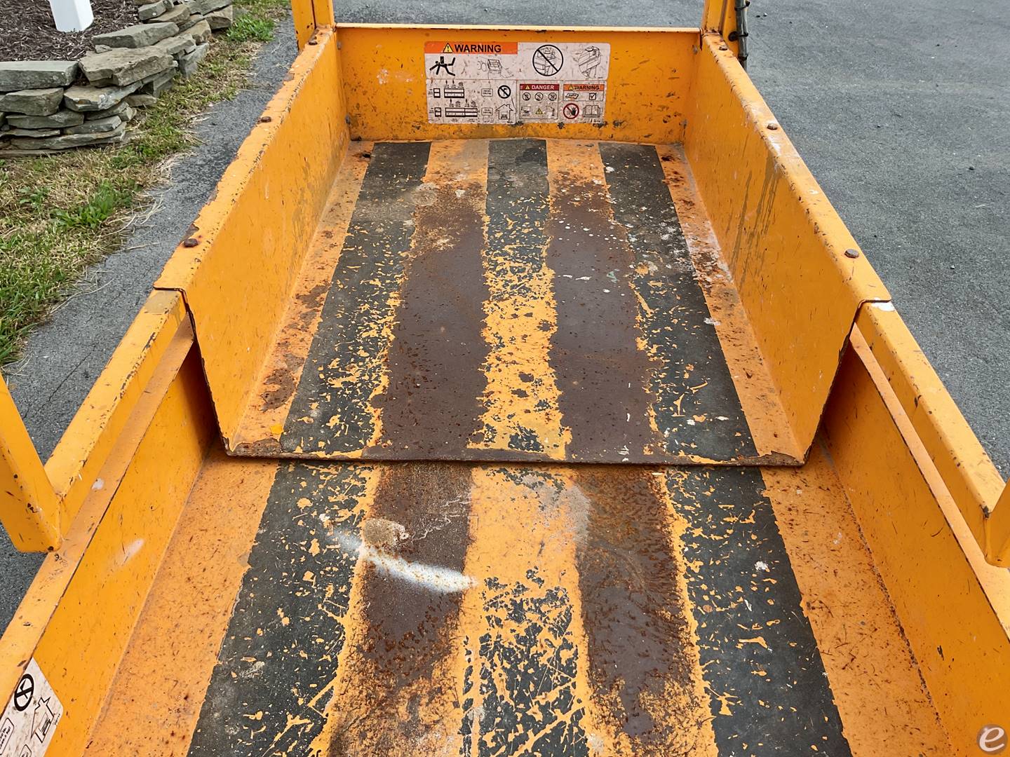 2017 Hy-Brid Lifts HB1230S3