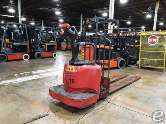 2007 Raymond 8400 Electric Forklift - 123Forklift