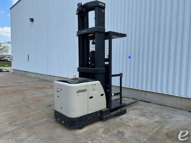 2021 Crown SP3520-30