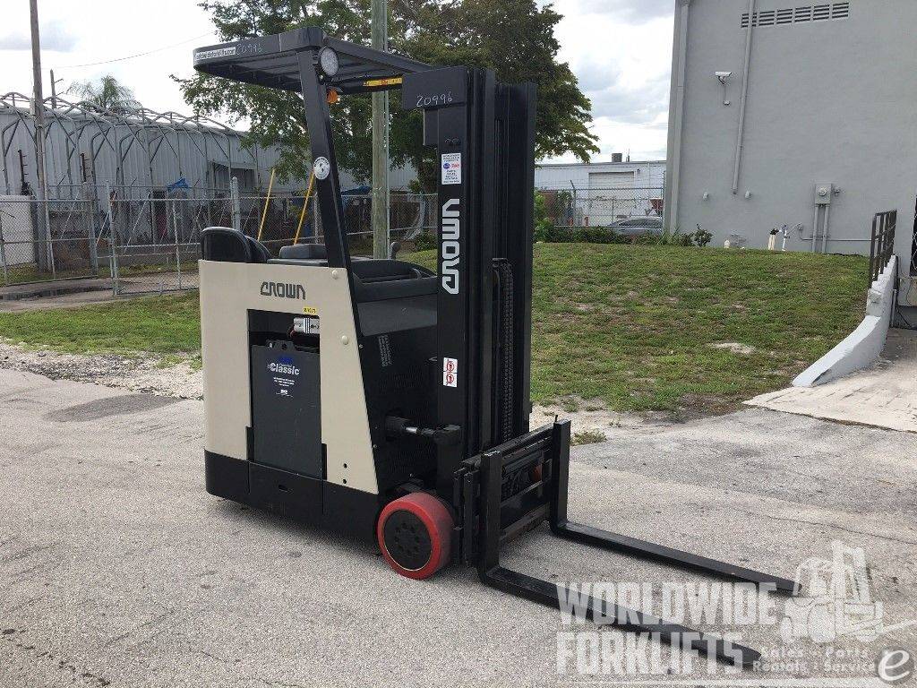 Crown RC3020-35