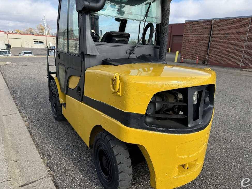 2017 Yale GDP110VX Diesel Forklift - 123Forklift