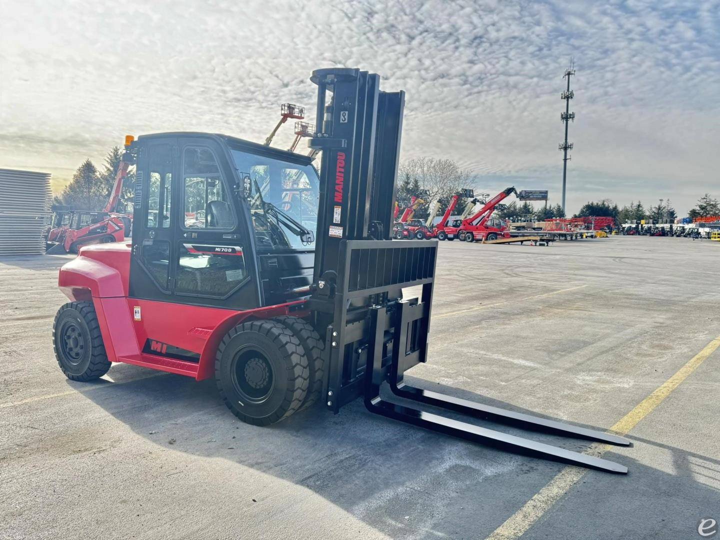 2025 Manitou MI70D