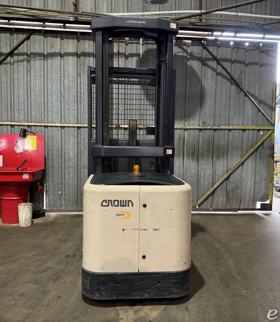 2007 Crown SP3410-30 Electric Forkl...