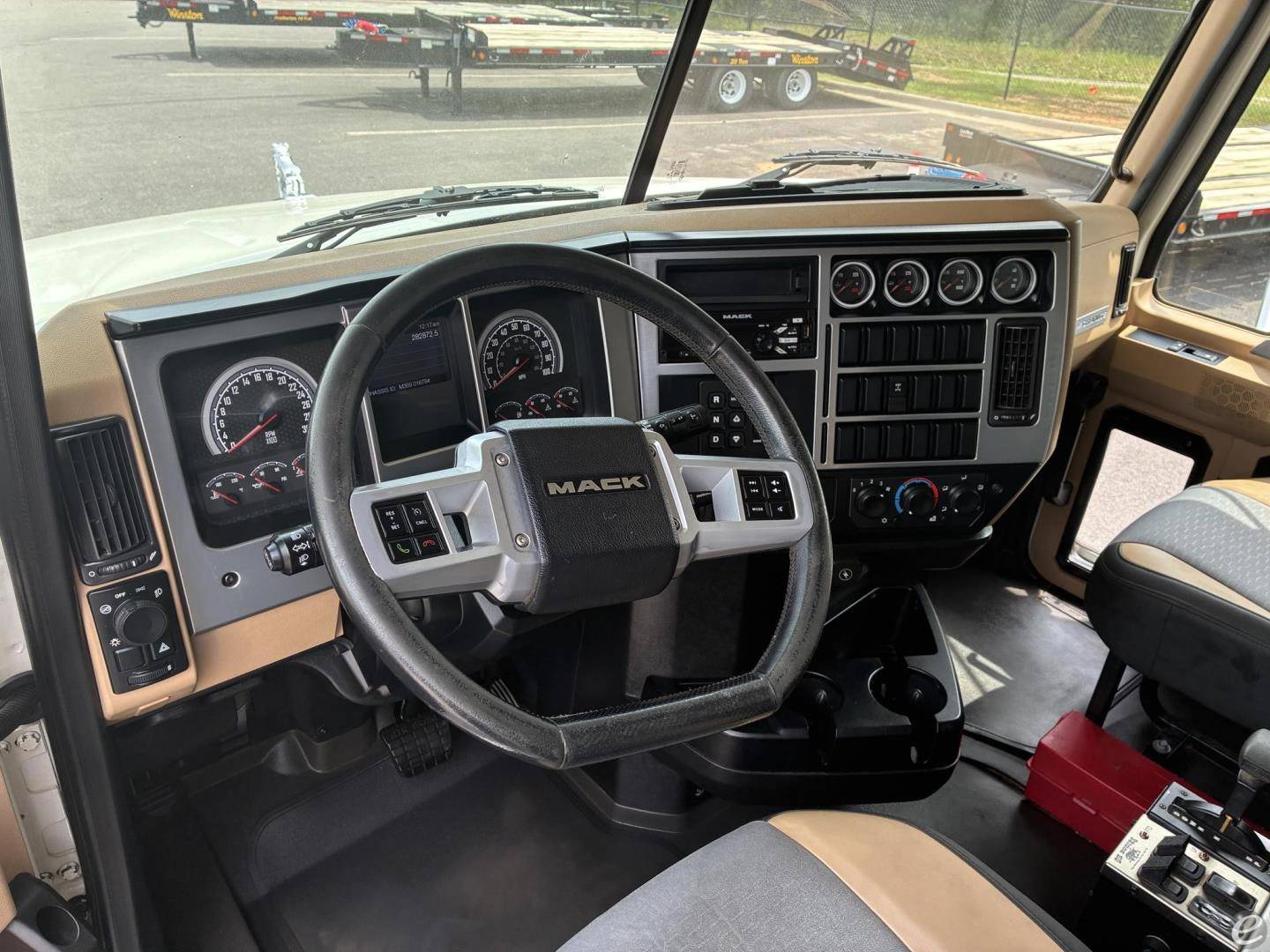2020 Mack GRANITE 64FR