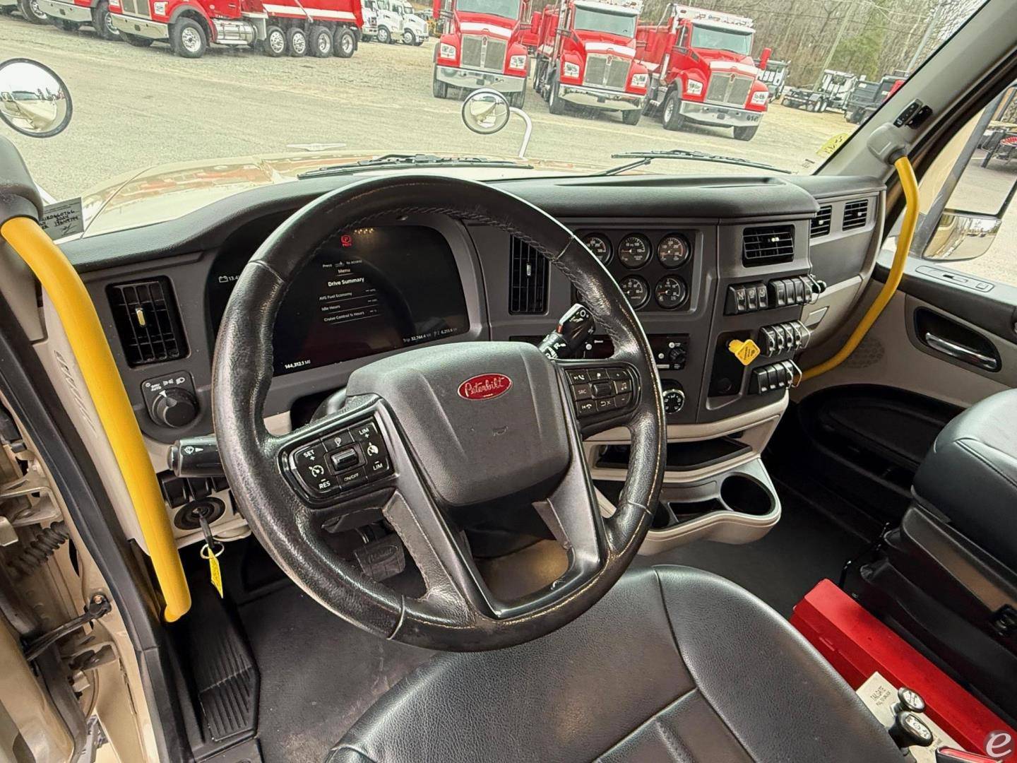 2024 Peterbilt 567