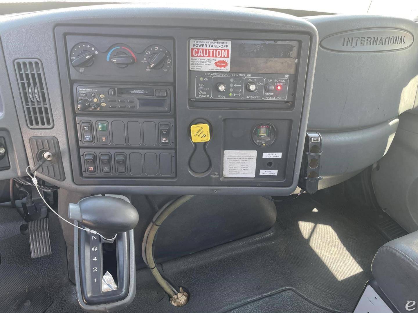 2006 International DURASTAR 4300
