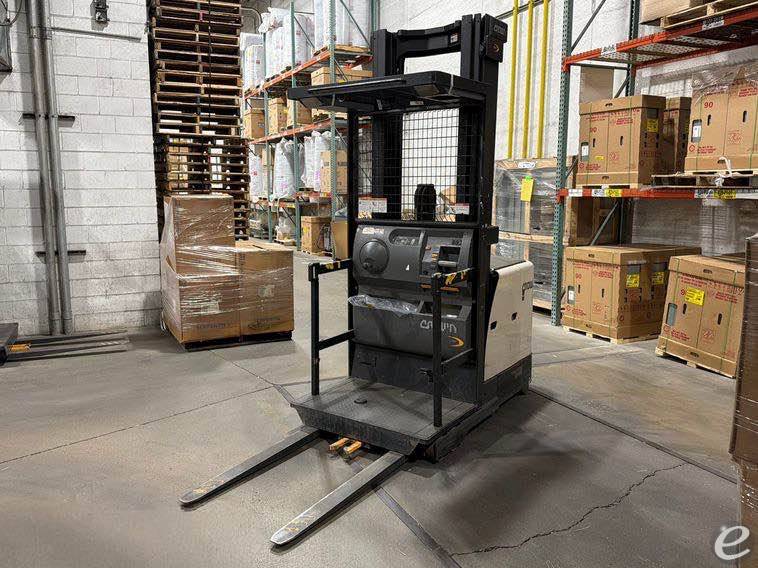 2017 Crown SP3500-30