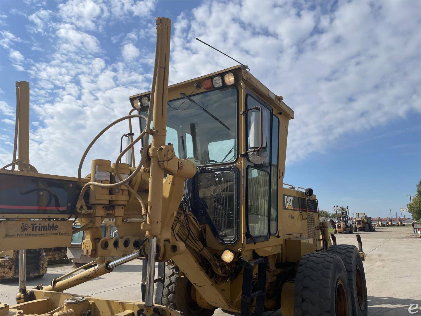 1996 Cat 140H